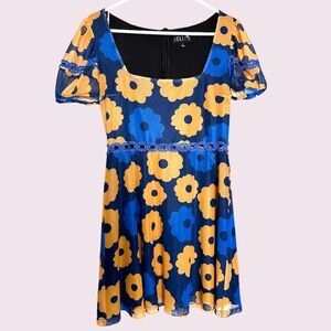 Prismatic perspective floral mesh mini dress